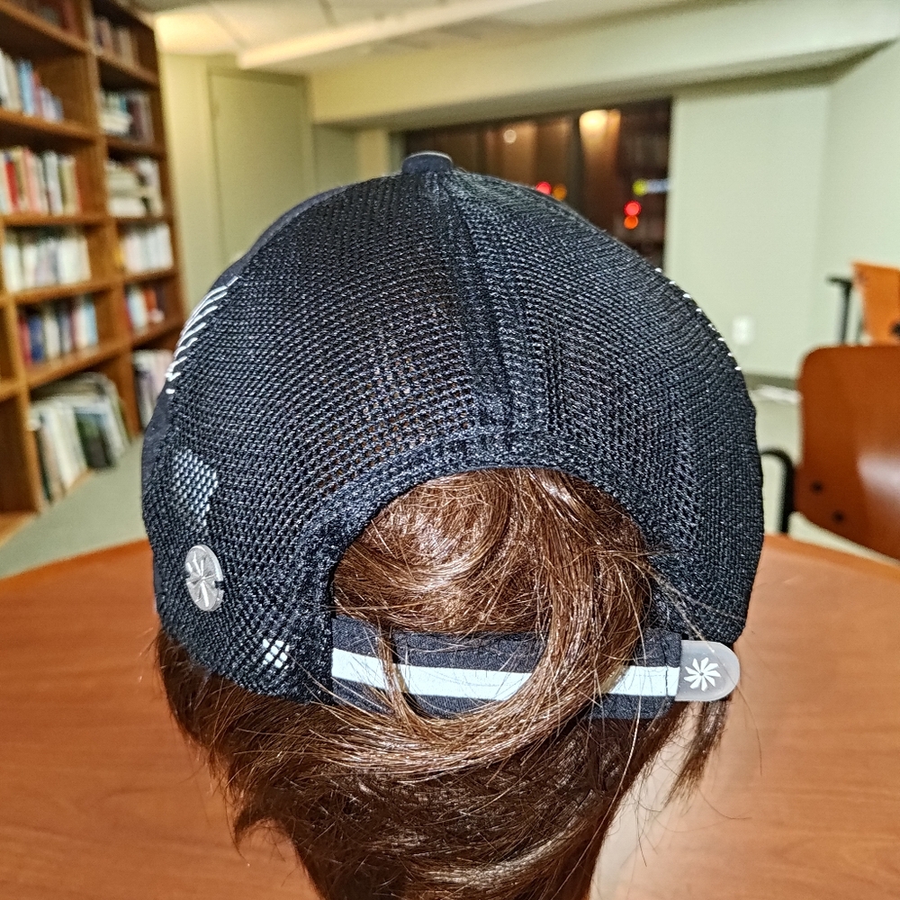 Athleta Performance Reflective Wavy Lines Strap-On Hat Cap Os View 6